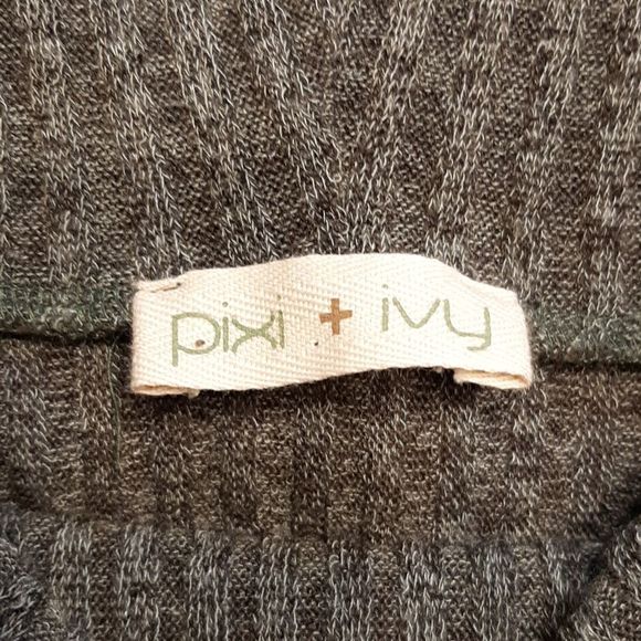 NWOT Pixi+ ivy Green Cold Shoulder Womens M Cowl Neck Sweater - Picture 7 of 10